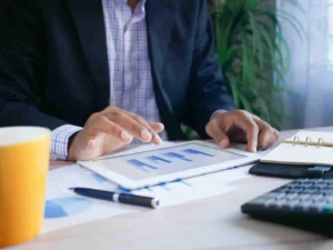 Top Five Ways AI is Transforming Finance: From Automation to Insights